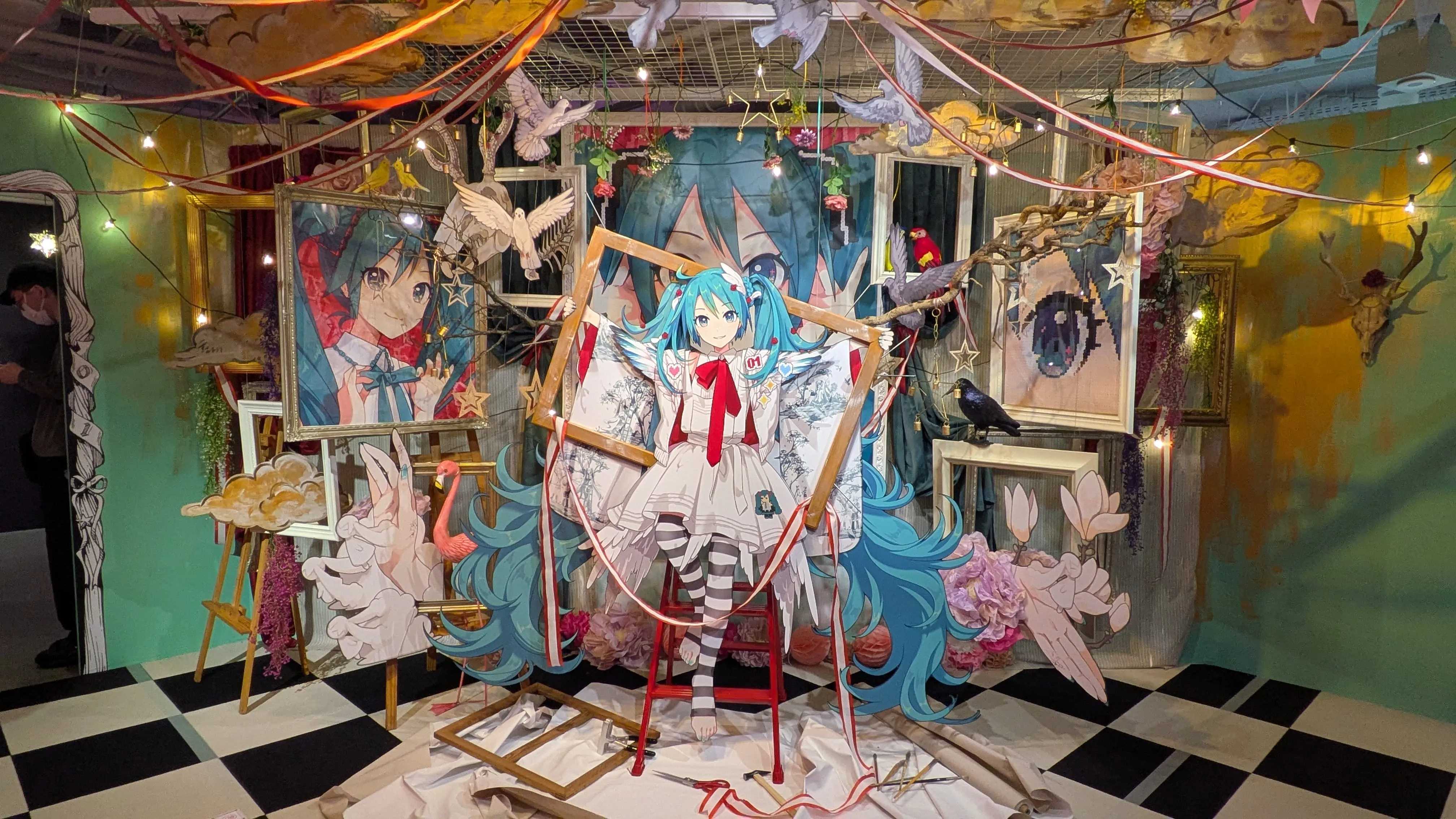 初音ミクとEko iXimaのミクストメディア展